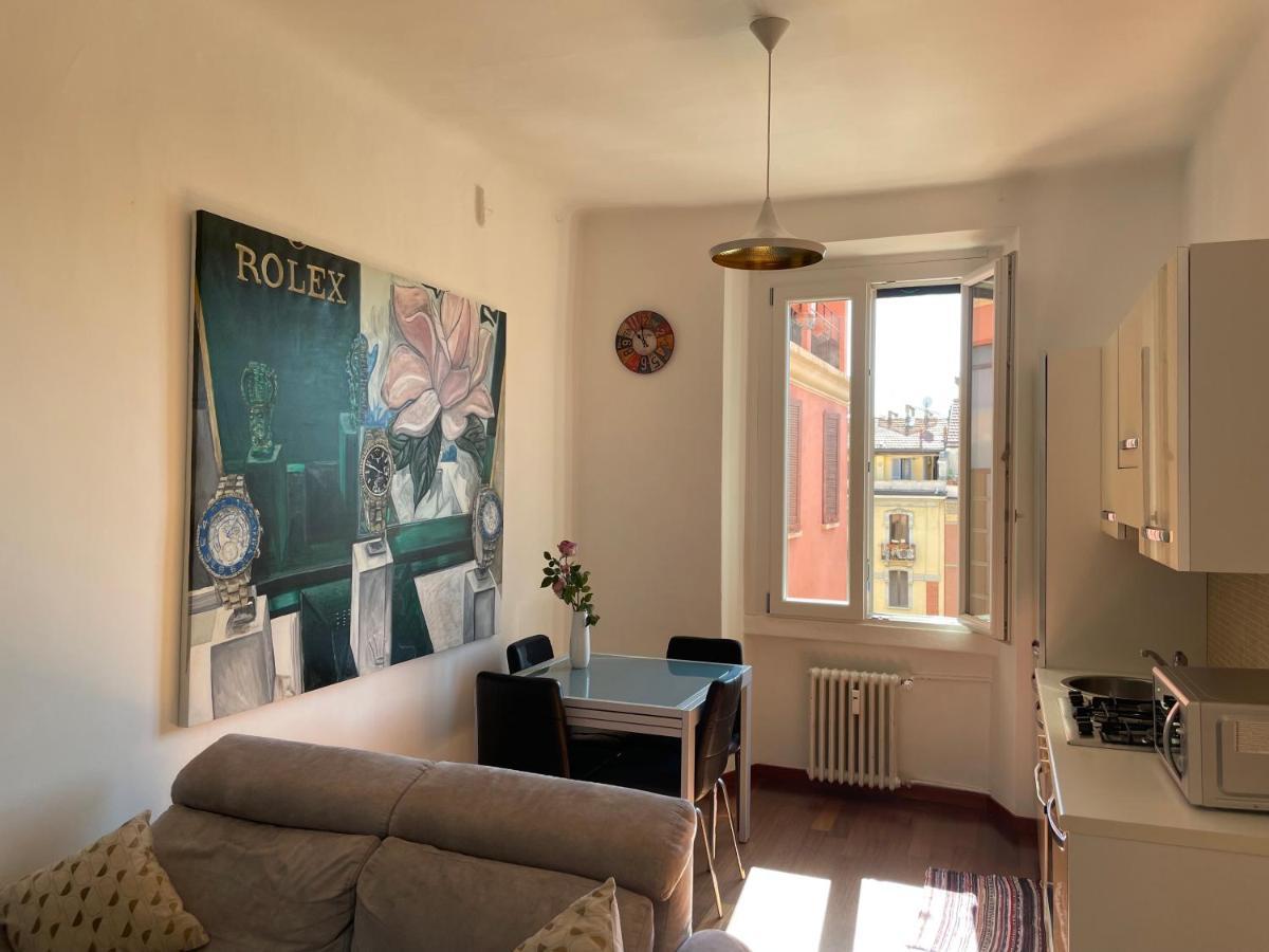 The Painting Apartment. A Central And Lovely Apartment In Milán Exterior foto